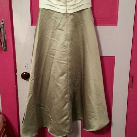 Bill Levkoff Formal Halter Dress Green with Belt‎ - Picture 3 of 4